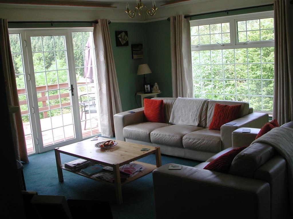 Laragh Mountain View Lodge Saggart Экстерьер фото