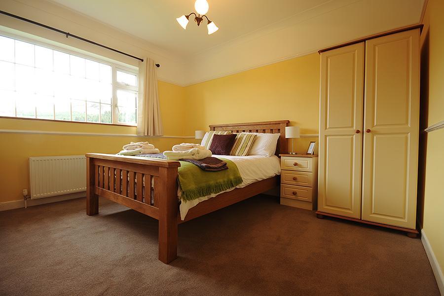 Laragh Mountain View Lodge Saggart Экстерьер фото